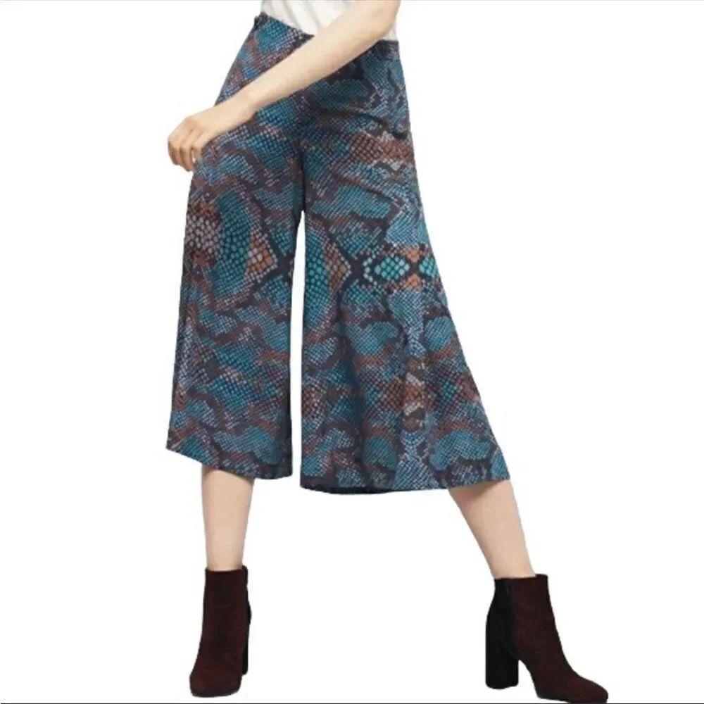 ANTHROPOLOGIE | Essential Culotte Wide Leg Crop Pants Snakeskin Women’s Size 6